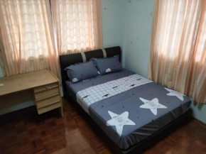 OYO Homes 90310 E Homestay Permai Timur